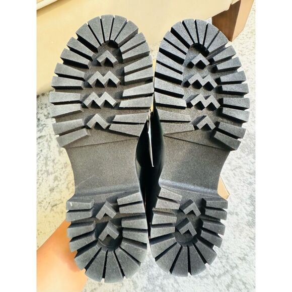 STEVE MADDEN NWB Black Lug Loafer - Picture 9 of 10